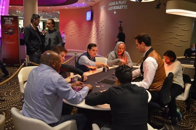Zes man over | 2016/02 - Scheveningen Poker Series - €600 NLHE Main Event - 